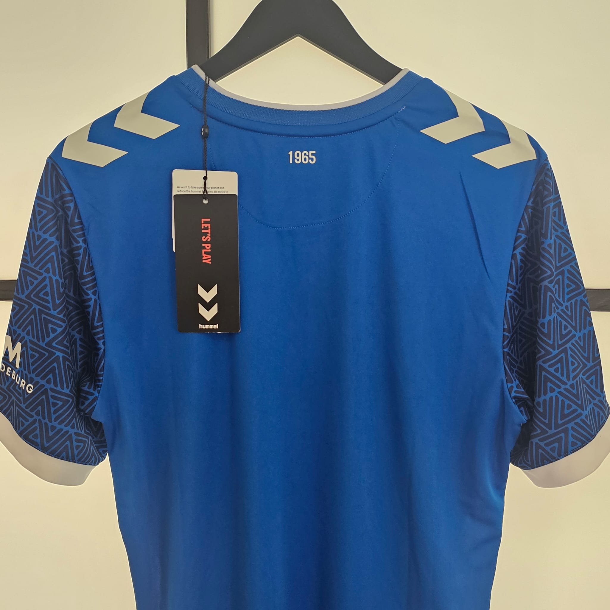 1. FC Magdeburg Heimtrikot 2024/2025 – Stolz in Blau und Weiß
