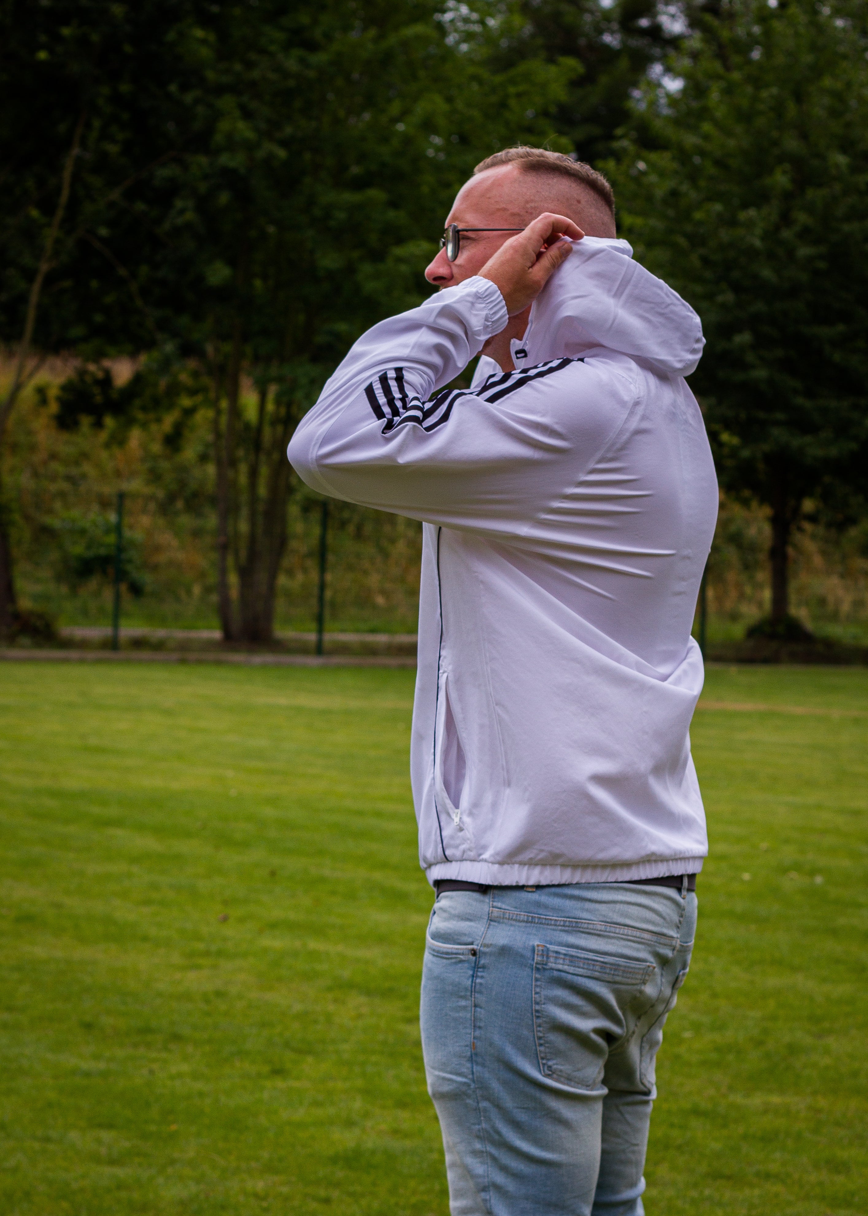 adidas Tiro 24 Windbreaker Herren – Leichter Schutz bei Wind und Wetter