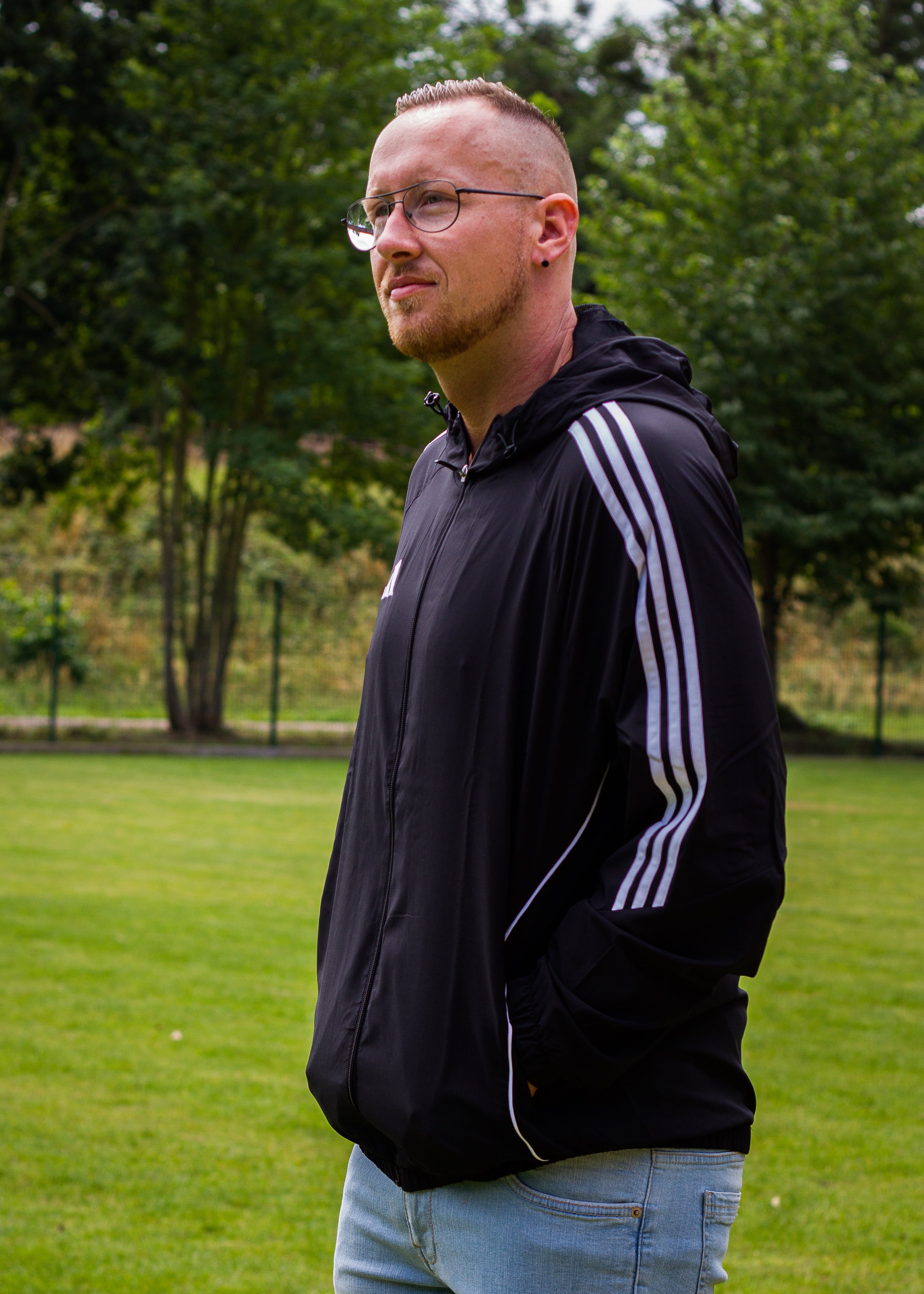 adidas Tiro 24 Windbreaker Herren – Leichter Schutz bei Wind und Wetter