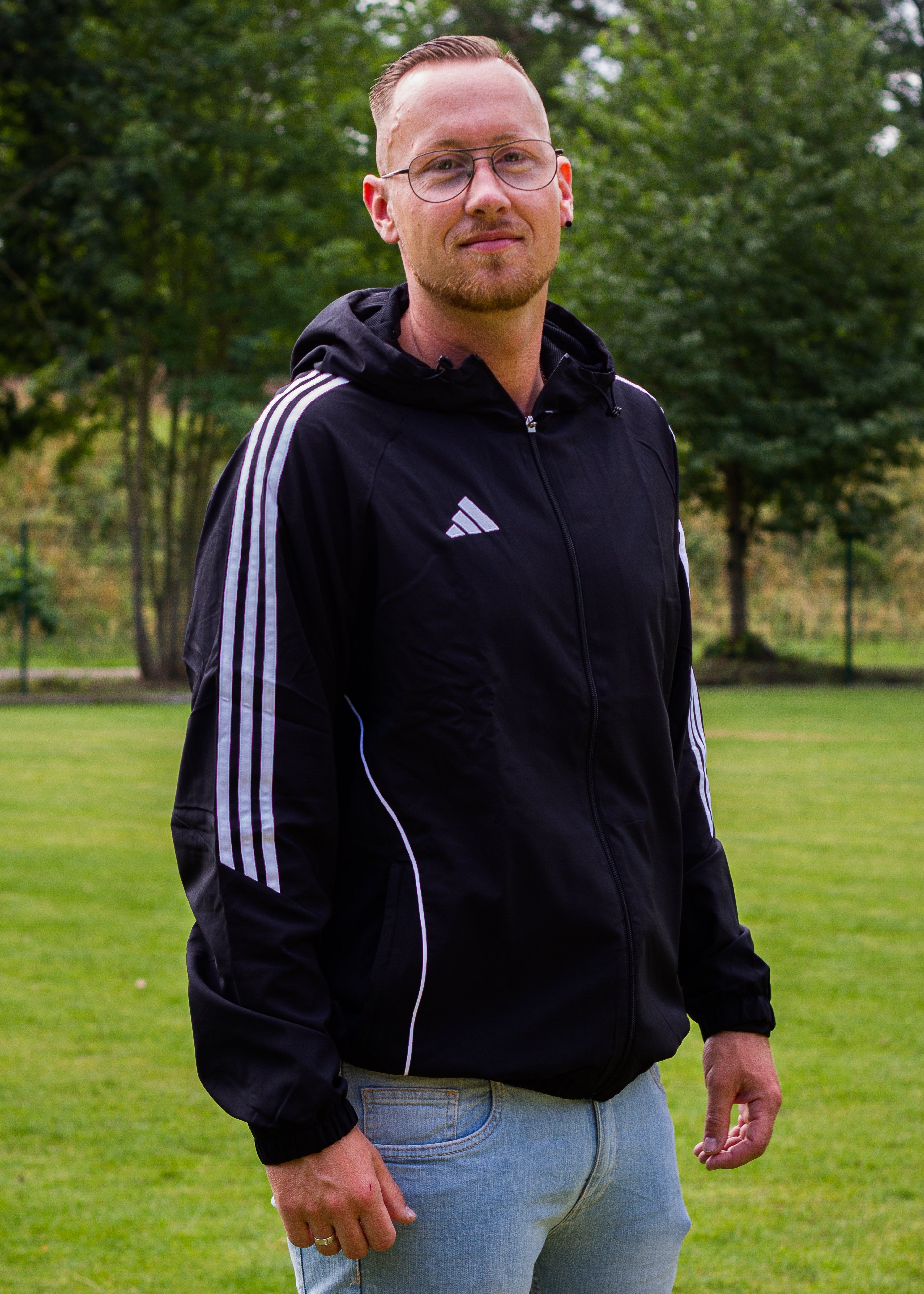 adidas Tiro 24 Windbreaker Herren – Leichter Schutz bei Wind und Wetter
